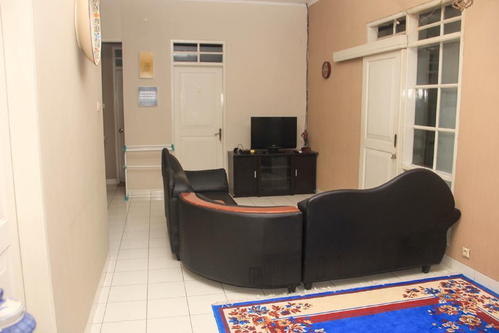 Pele Guesthouse Bandung Kültér fotó
