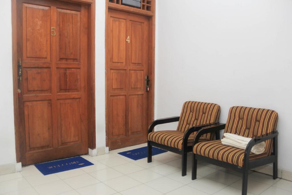 Pele Guesthouse Bandung Kültér fotó