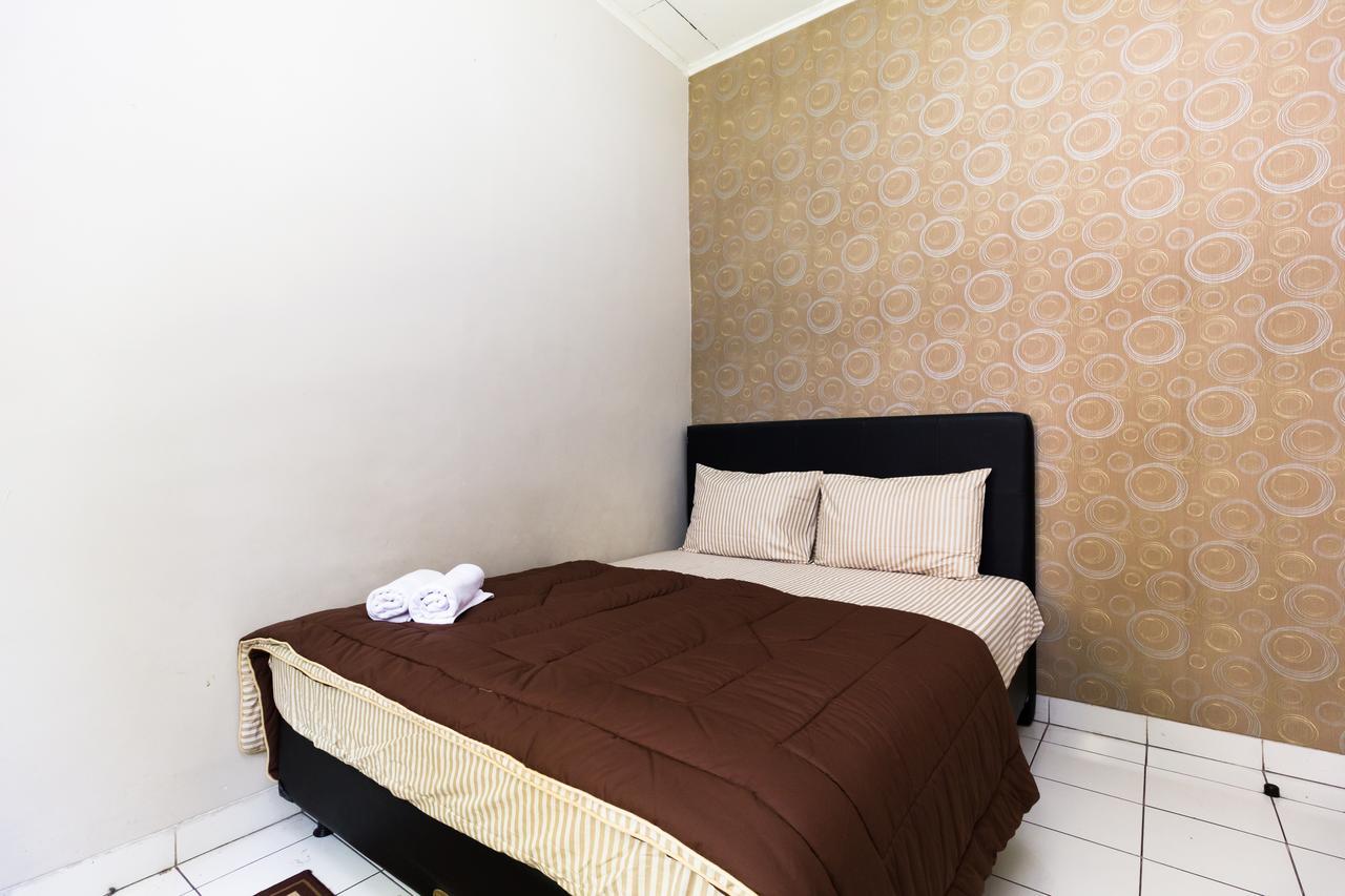 Pele Guesthouse Bandung Kültér fotó